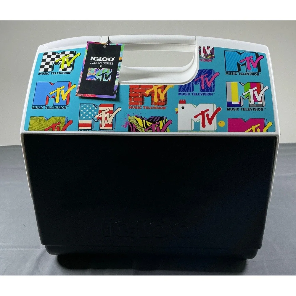 Igloo MTV Playmate Elite Cooler 16Qt 30 Can Special Edition Retro 90s Black Teal